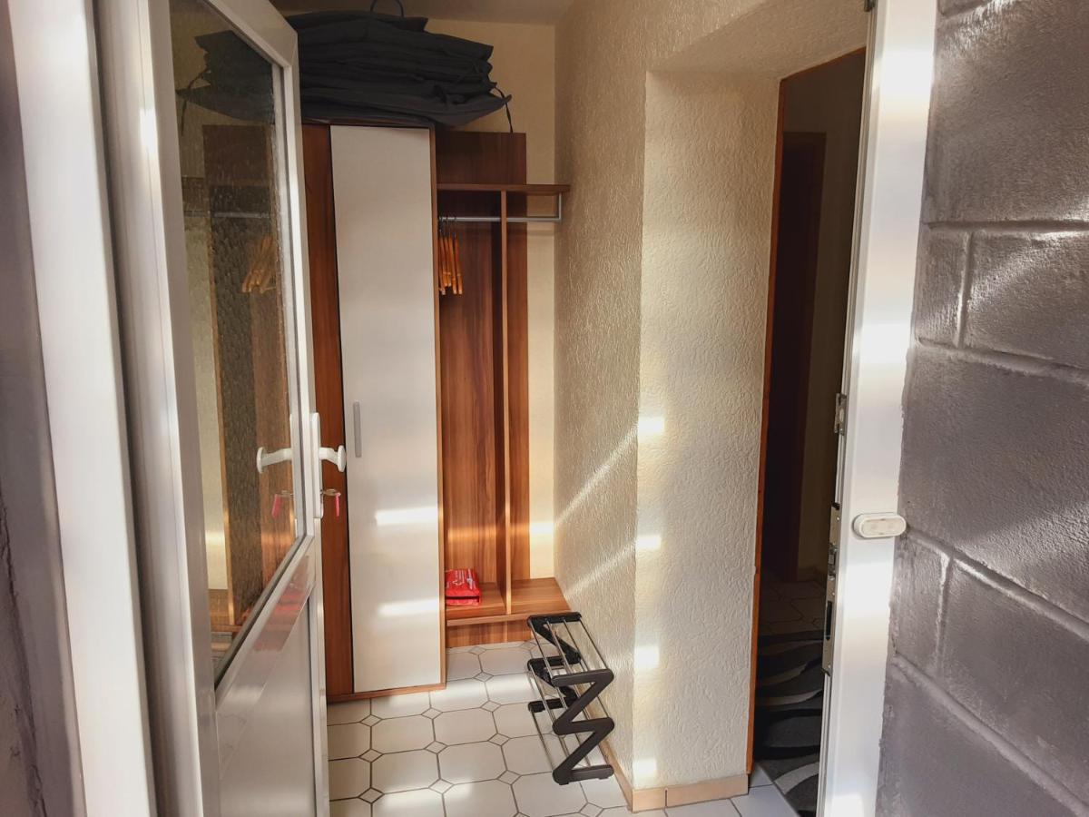 Zum Goldenen Tal Apartment Grafendhron Bagian luar foto
