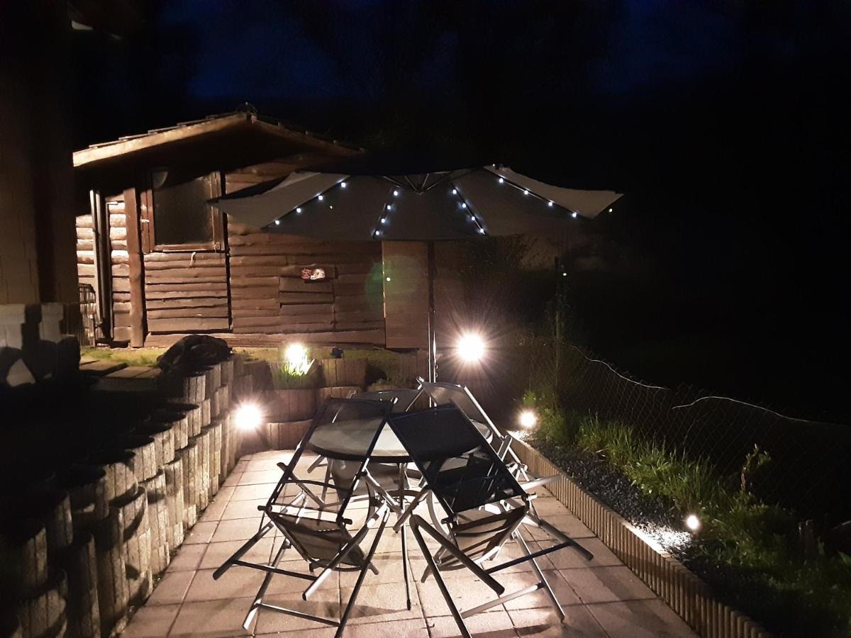 Zum Goldenen Tal Apartment Grafendhron Bagian luar foto