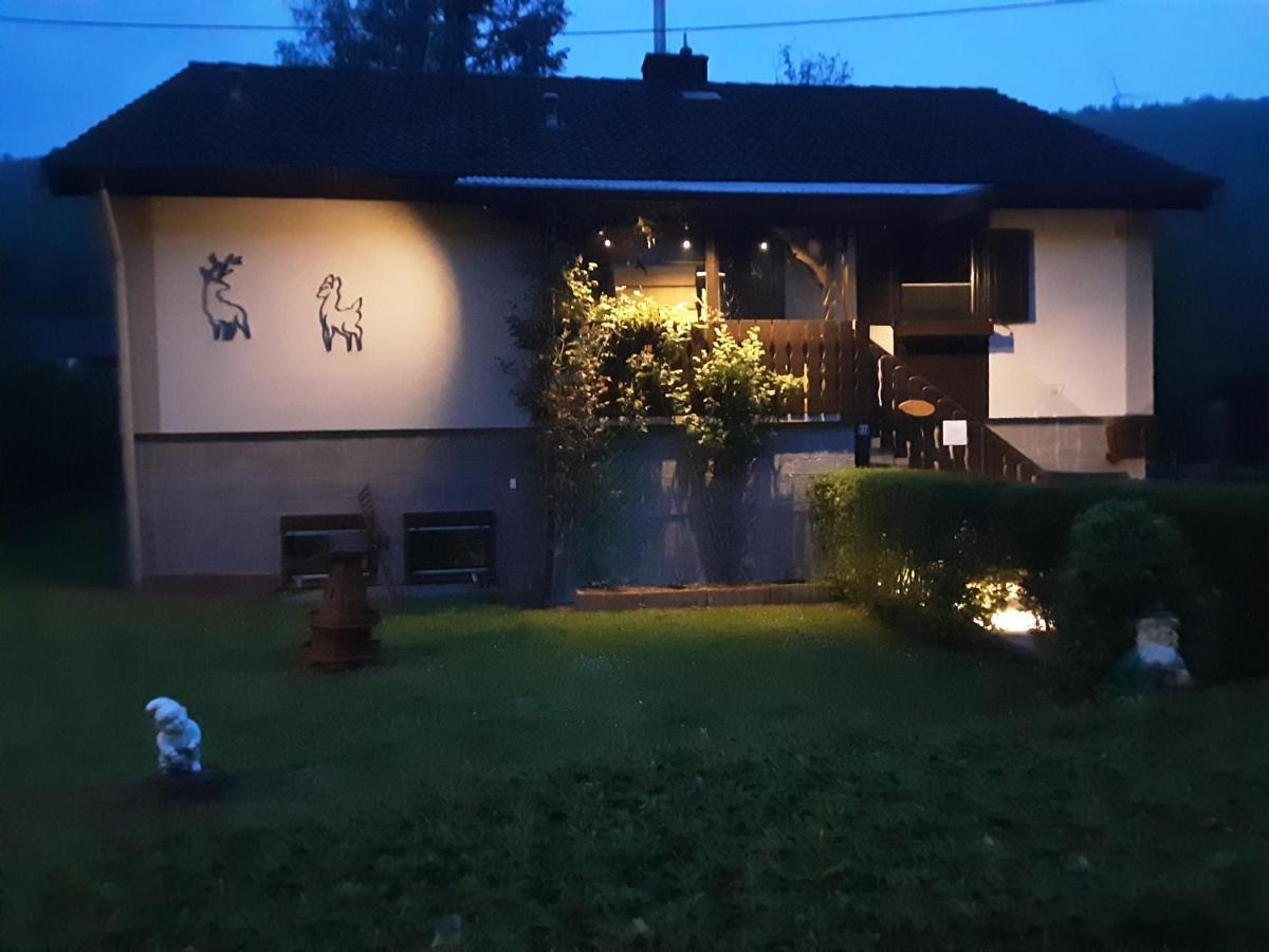 Zum Goldenen Tal Apartment Grafendhron Bagian luar foto